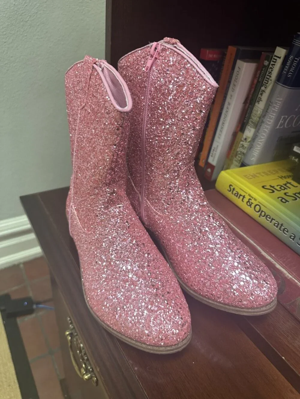 Size 4 girls Pink Glitter Boots